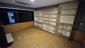 Commercial for rent in Samphanthawong, Bangkok near MRT Wat Mangkon