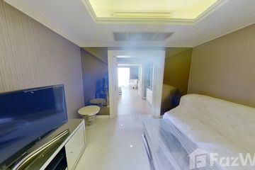 1 Bedroom Condo for rent in Sathorn House, Silom, Bangkok near BTS Surasak