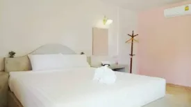 14 Bedroom Hotel / Resort for sale in Thap Tai, Prachuap Khiri Khan