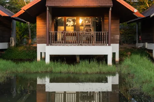 16 Bedroom Hotel / Resort for sale in Mae Nam, Surat Thani