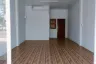Commercial for rent in Khlong Ha, Pathum Thani