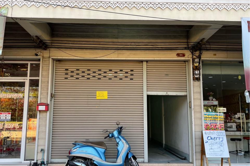 Commercial for sale in Phra Pathom Chedi, Nakhon Pathom