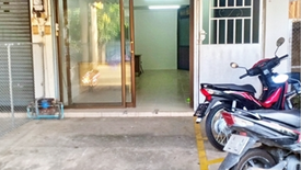 3 Bedroom Commercial for sale in Hua Wiang, Lampang