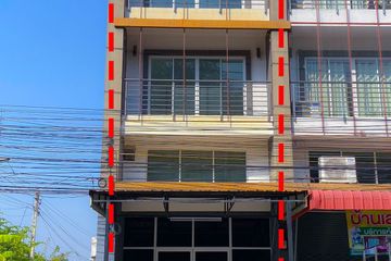 4 Bedroom Commercial for sale in Khlong Krachaeng, Phetchaburi