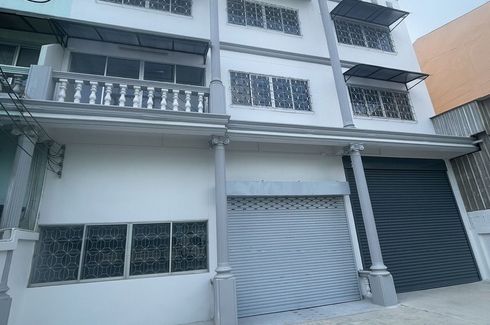 11 Bedroom House for rent in Bang Nam Chuet, Samut Sakhon