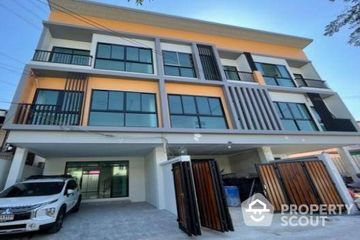 4 Bedroom Townhouse for sale in Din Daeng, Bangkok near MRT Huai Khwang