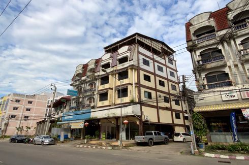 8 Bedroom Commercial for sale in Nai Mueang, Phitsanulok