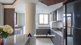 3 Bedroom Apartment for rent in Phra Khanong, Bangkok near BTS Thong Lo