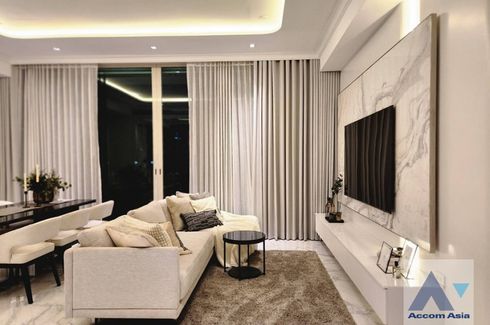 3 Bedroom Condo for sale in Royce Private Residences, Khlong Toei Nuea, Bangkok near BTS Asoke