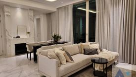 3 Bedroom Condo for sale in Royce Private Residences, Khlong Toei Nuea, Bangkok near BTS Asoke