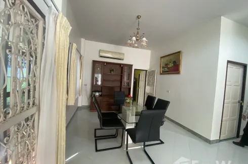 3 Bedroom House for rent in Baan Chalita 1, Na Kluea, Chonburi