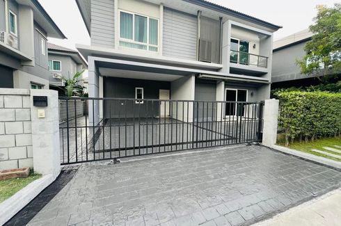 3 Bedroom House for rent in Centro Bangna-Wongwaen, Dokmai, Bangkok