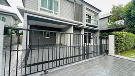 3 Bedroom House for rent in Centro Bangna-Wongwaen, Dokmai, Bangkok