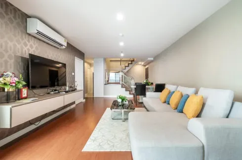 3 Bedroom Condo for rent in Belle Grand Rama 9, Huai Khwang, Bangkok near MRT Phra Ram 9