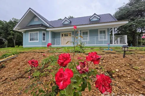 2 Bedroom House for sale in Tha Khanun, Kanchanaburi