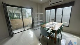 3 Bedroom House for rent in Hua Mak, Bangkok near MRT Yaek Lam Sali