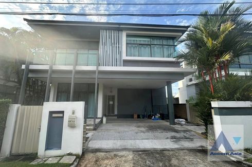 3 Bedroom House for rent in Hua Mak, Bangkok near MRT Yaek Lam Sali