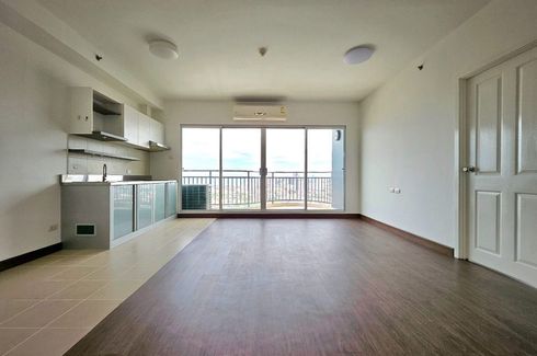 2 Bedroom Condo for sale in Supalai Mare, Nong Prue, Chonburi