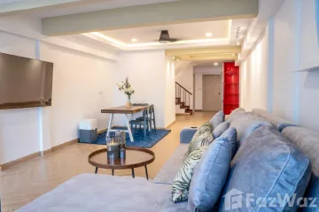 3 Bedroom Townhouse for rent in Khlongtan Nivet, Khlong Tan Nuea, Bangkok near Airport Rail Link Ramkhamhaeng