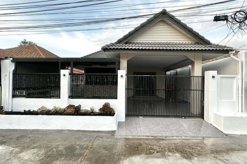 3 Bedroom House for sale in Na Kluea, Chonburi