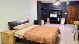 Condo for rent in Baan Phrayapirom-Ratchada, Chan Kasem, Bangkok