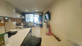 1 Bedroom Condo for sale in Nusa State Tower Condominium, Silom, Bangkok near BTS Surasak