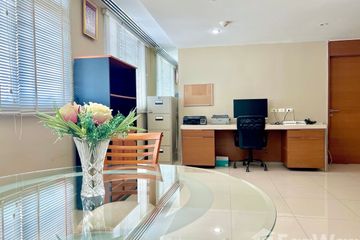 2 Bedroom Condo for rent in Sukhumvit City Resort, Khlong Toei Nuea, Bangkok near BTS Nana