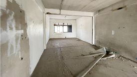 4 Bedroom Commercial for sale in Khlong Nueng, Pathum Thani