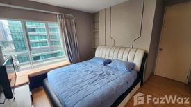 2 Bedroom Condo for sale in Bang Kapi, Bangkok near MRT Phetchaburi