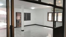 3 Bedroom House for rent in Phra Khanong Nuea, Bangkok