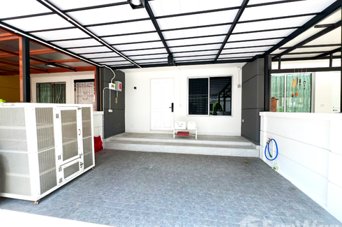 3 Bedroom Townhouse for sale in Town Plus Petchkasem-Bangkhae, Bang Duan, Bangkok