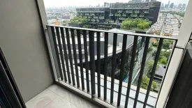 1 Bedroom Condo for rent in Whizdom Essence, Bang Chak, Bangkok near BTS Punnawithi