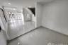 3 Bedroom Townhouse for sale in Country Park 2, Huai Kapi, Chonburi