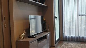 1 Bedroom Condo for sale in The Diplomat Sathorn, Silom, Bangkok near BTS Surasak