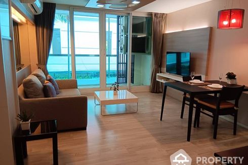 1 Bedroom Apartment for rent in The Triple Oaks, Khlong Tan Nuea, Bangkok near MRT Sukhumvit