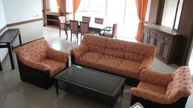 3 Bedroom Apartment for rent in P.W.T. Mansion, Khlong Toei, Bangkok near MRT Queen Sirikit National Convention Centre