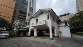 10 Bedroom House for rent in Khlong Tan, Bangkok near BTS Phrom Phong