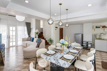 5 Bedroom House for rent in Bussarakam Place, Chom Phon, Bangkok near MRT Ratchadaphisek