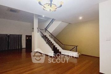 4 Bedroom Townhouse for rent in Phra Khanong Nuea, Bangkok near BTS Ekkamai