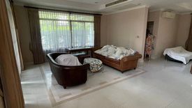 5 Bedroom House for rent in Narasiri Pattanakarn-Srinakarin, Suan Luang, Bangkok near MRT Khlong Kalantan