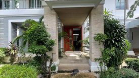 5 Bedroom House for rent in Narasiri Pattanakarn-Srinakarin, Suan Luang, Bangkok near MRT Khlong Kalantan