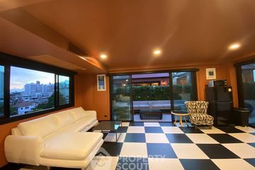 1 Bedroom Apartment for rent in Sathorn Crest, Thung Maha Mek, Bangkok near MRT Lumpini