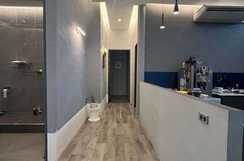 2 Bedroom Apartment for rent in Oriental Towers, Khlong Tan Nuea, Bangkok near BTS Thong Lo