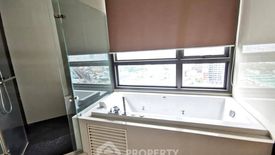 2 Bedroom Condo for rent in Rhythm Sukhumvit 44/1, Phra Khanong, Bangkok near BTS Phra Khanong