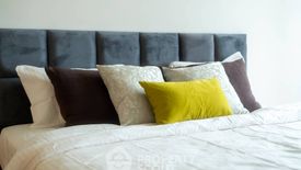 2 Bedroom Condo for rent in The Empire Place, Thung Wat Don, Bangkok near BTS Sueksa Witthaya