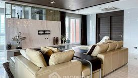 3 Bedroom Condo for rent in CitiSmart Sukhumvit 18, Khlong Toei, Bangkok near BTS Asoke
