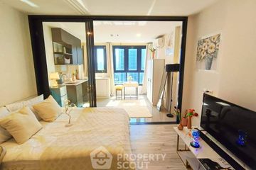 1 Bedroom Condo for rent in XT Huaikhwang, Din Daeng, Bangkok near MRT Huai Khwang