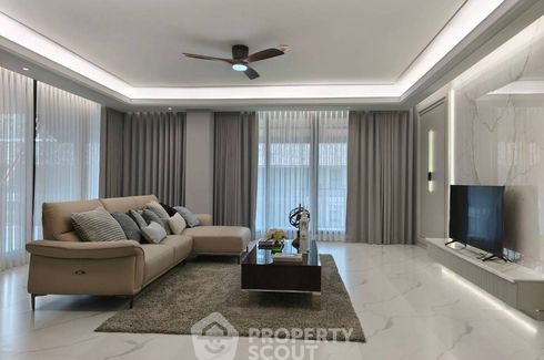 4 Bedroom Condo for rent in Raveevan Suites, Khlong Tan Nuea, Bangkok near MRT Sukhumvit