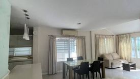 3 Bedroom House for rent in Mantana Srinakarin - Rama9, Hua Mak, Bangkok near Airport Rail Link Hua Mak