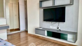 2 Bedroom Condo for rent in Thru Thonglor, Bang Kapi, Bangkok near MRT Phetchaburi